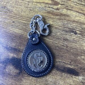 Sophia Caperelli Black Leather Purse Clip Key Chain Silvertone